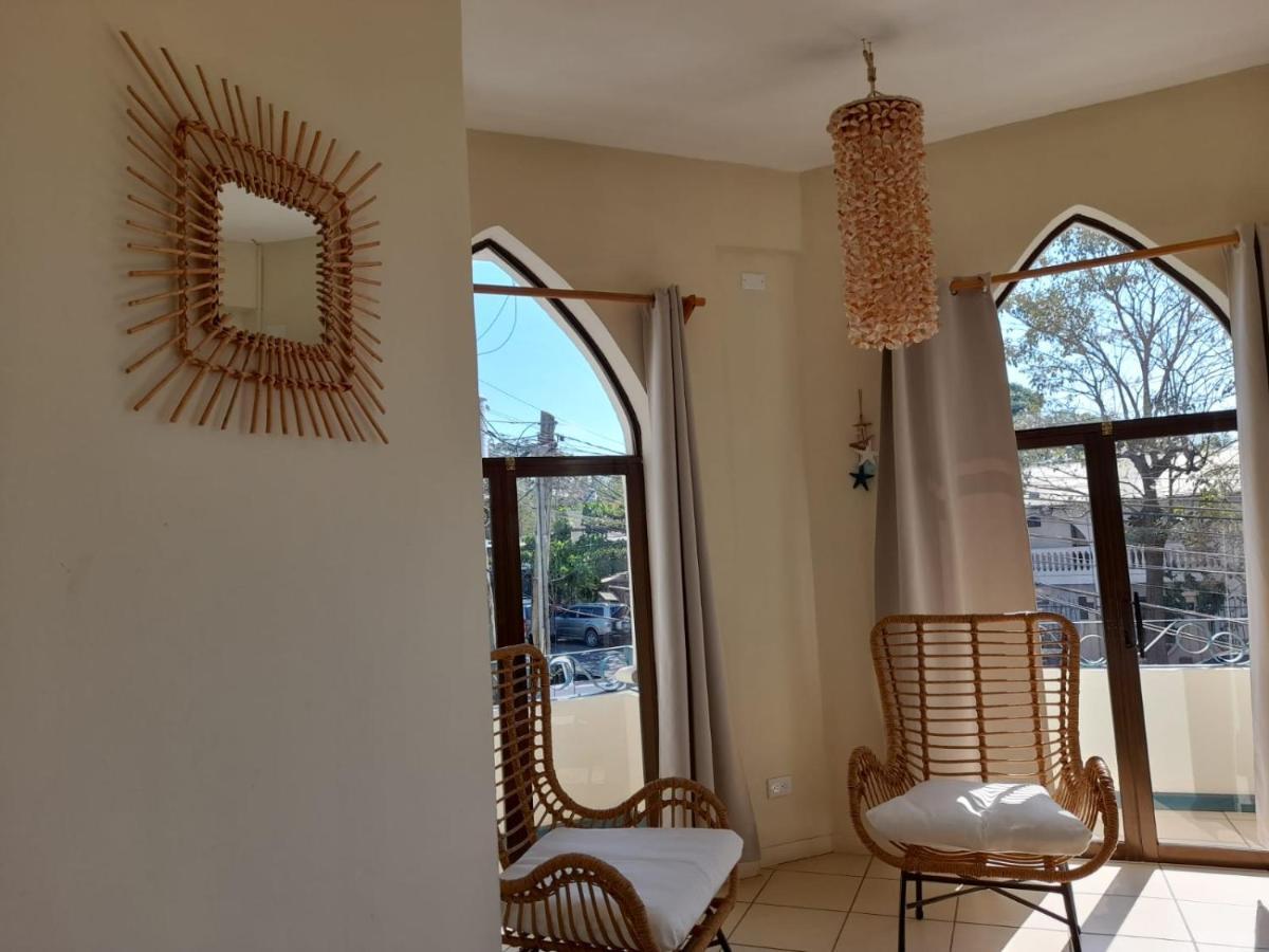 Zulu Surf Hotel Tamarindo Kültér fotó