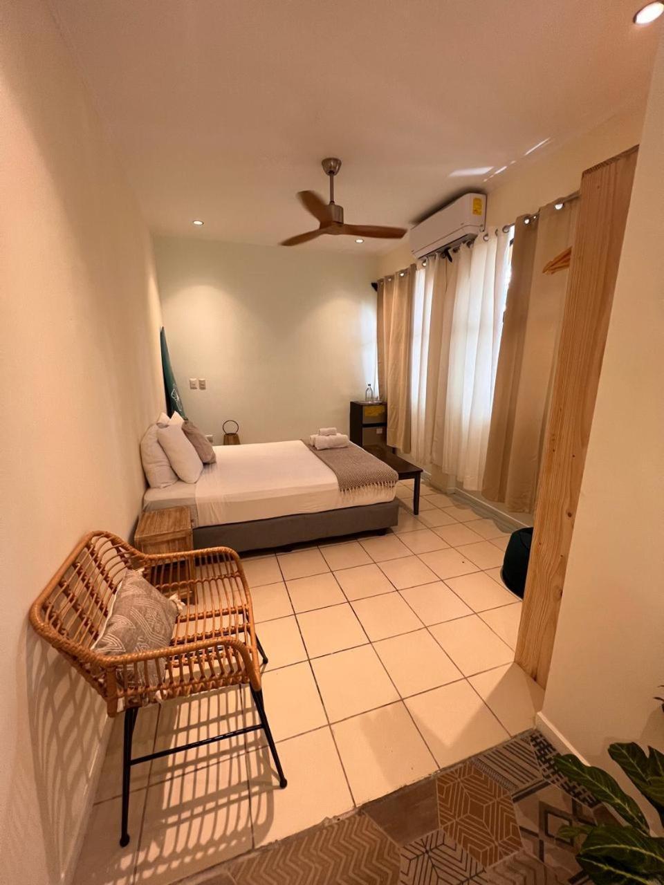 Zulu Surf Hotel Tamarindo Kültér fotó